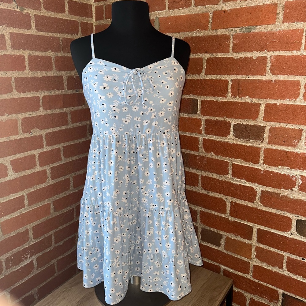 Dress - Flowy